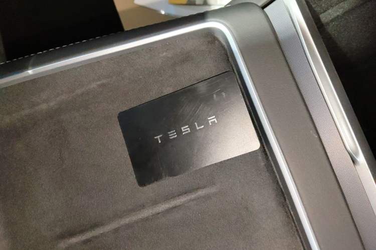 Used Tesla Model Y 2025 Rear-Wheel-Drive Version Interior 1
