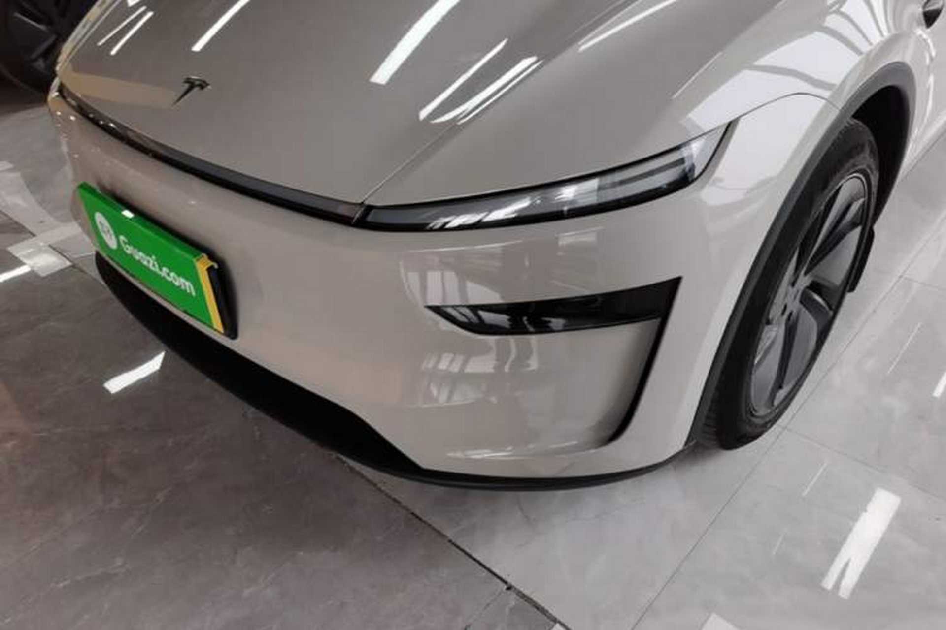 Used Tesla Model Y 2025 Long-Range All-Wheel Drive First Edition Left Front Headlight