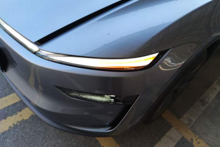 Used Tesla Model Y 2025 Rear-Wheel-Drive Version Left Front Headlight