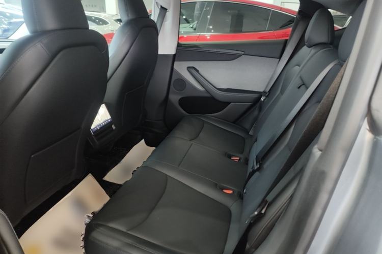 Used Tesla Model Y 2025 Rear-Wheel-Drive Version Left Rear Seat