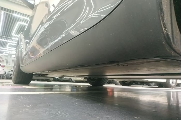 Used Tesla Model Y 2025 Rear-Wheel-Drive Version Left Side Sill