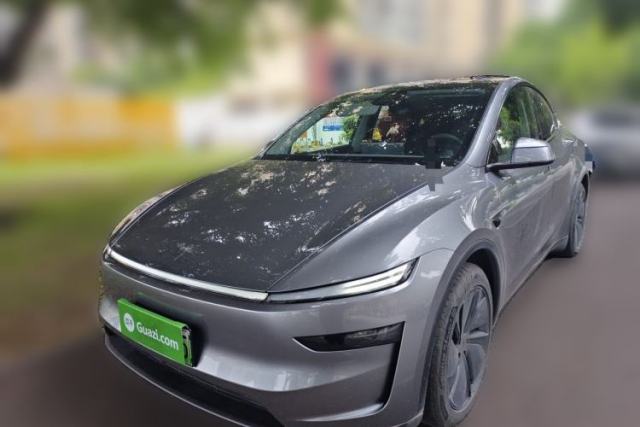 Used Tesla Model Y 2025 Long-Range All-Wheel Drive First Edition