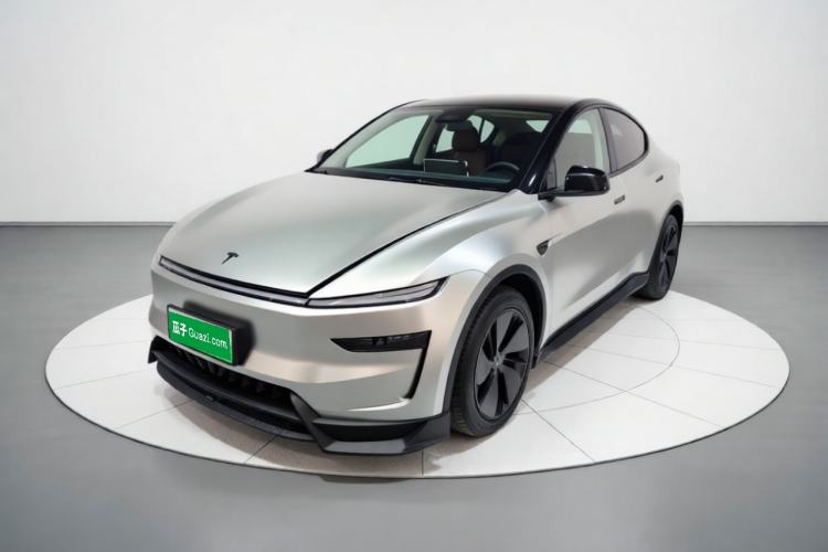 Tesla Model Y 2025 Rear-Wheel-Drive Version