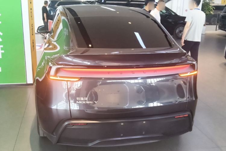 Used Tesla Model Y 2025 Rear-Wheel-Drive Version Rear
