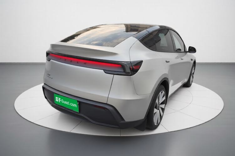 Used Tesla Model Y 2025 Rear-Wheel-Drive Version Rear Right 45 Deg