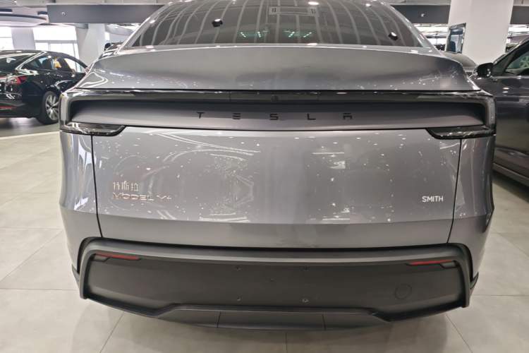 Used Tesla Model Y 2025 Long-Range All-Wheel-Drive Version Rear