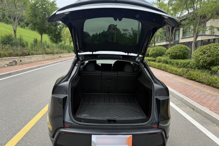 Used Tesla Model Y 2025 Rear-Wheel Drive First Edition Trunk