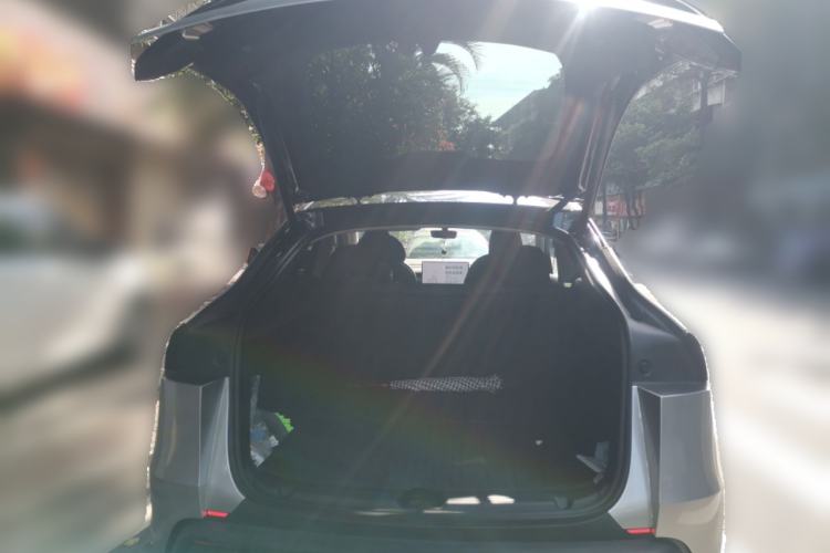 Used Tesla Model Y 2025 Rear-Wheel Drive First Edition Trunk
