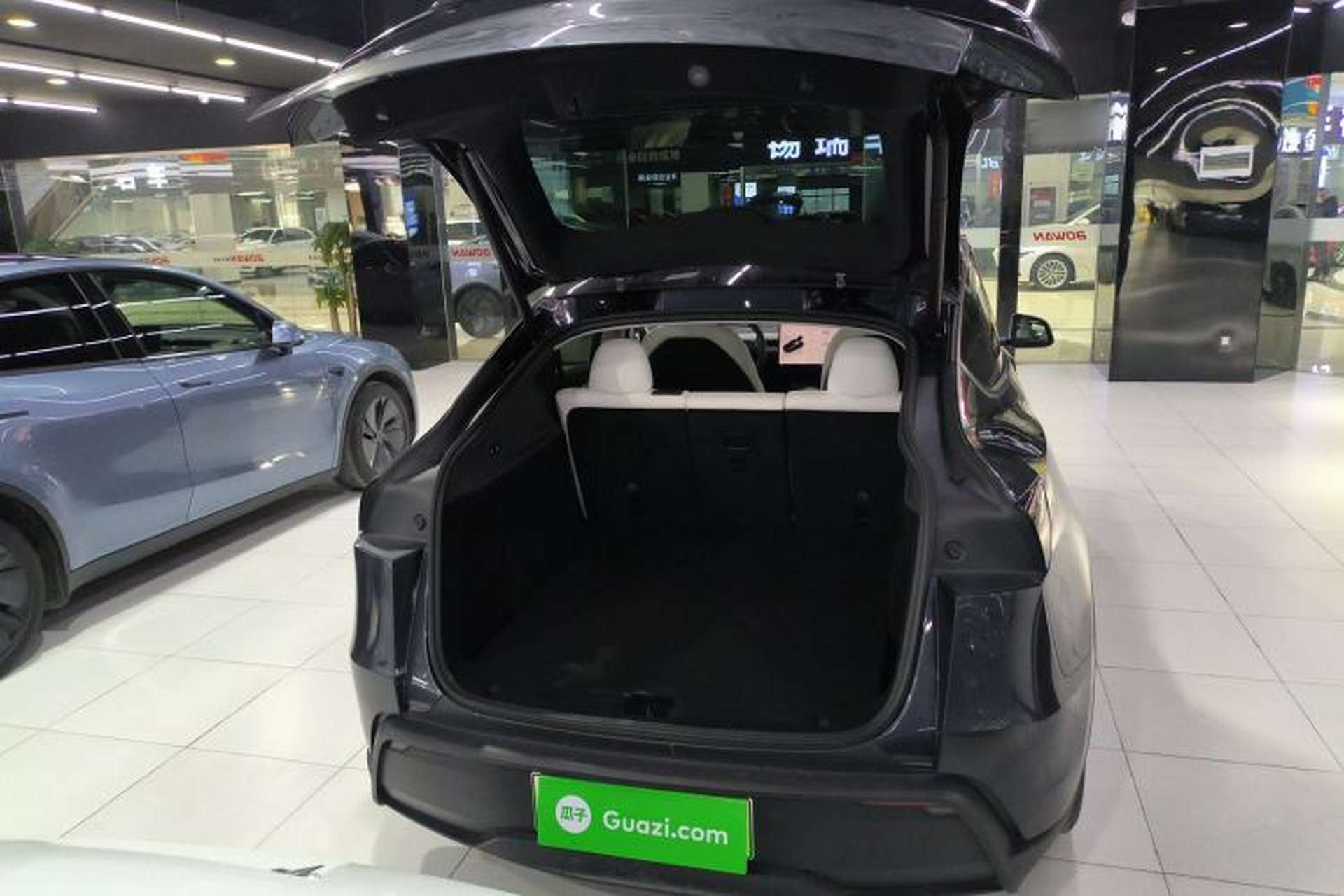 Used Tesla Model Y 2025 Rear-Wheel-Drive Version Trunk