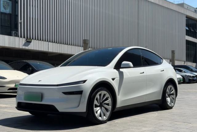 Used Tesla Model Y 2025 Updated Version Long-Range All-Wheel Drive