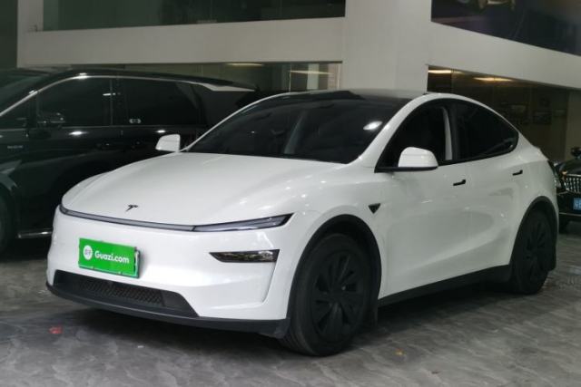 Used Tesla Model Y 2025 Rear-Wheel Drive First Edition