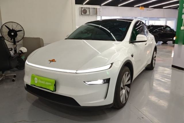 Used Tesla Model Y 2025 Rear-Wheel-Drive Version