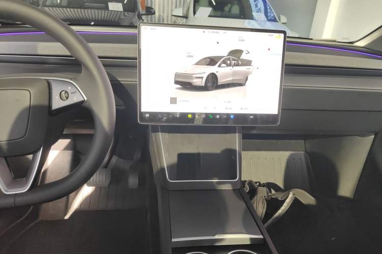Used Tesla Model Y 2025 Rear-Wheel-Drive Version Audio And AC Panel