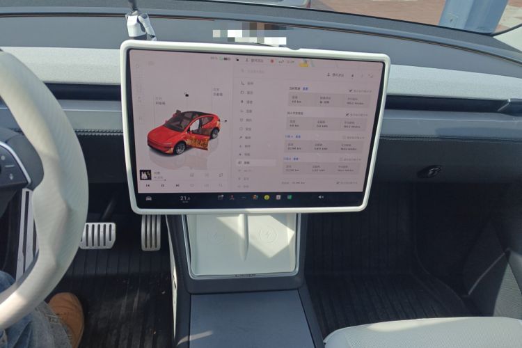 Used Tesla Model Y 2025 Long-Range All-Wheel Drive First Edition Audio And AC Panel