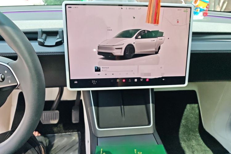 Used Tesla Model Y 2025 Rear-Wheel-Drive Version Audio And AC Panel