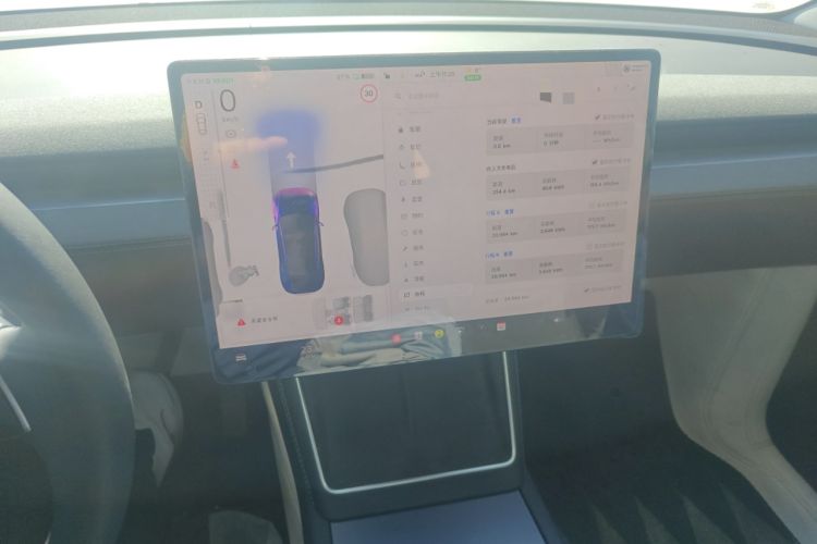 Used Tesla Model Y 2025 Long-Range All-Wheel Drive First Edition Audio And AC Panel