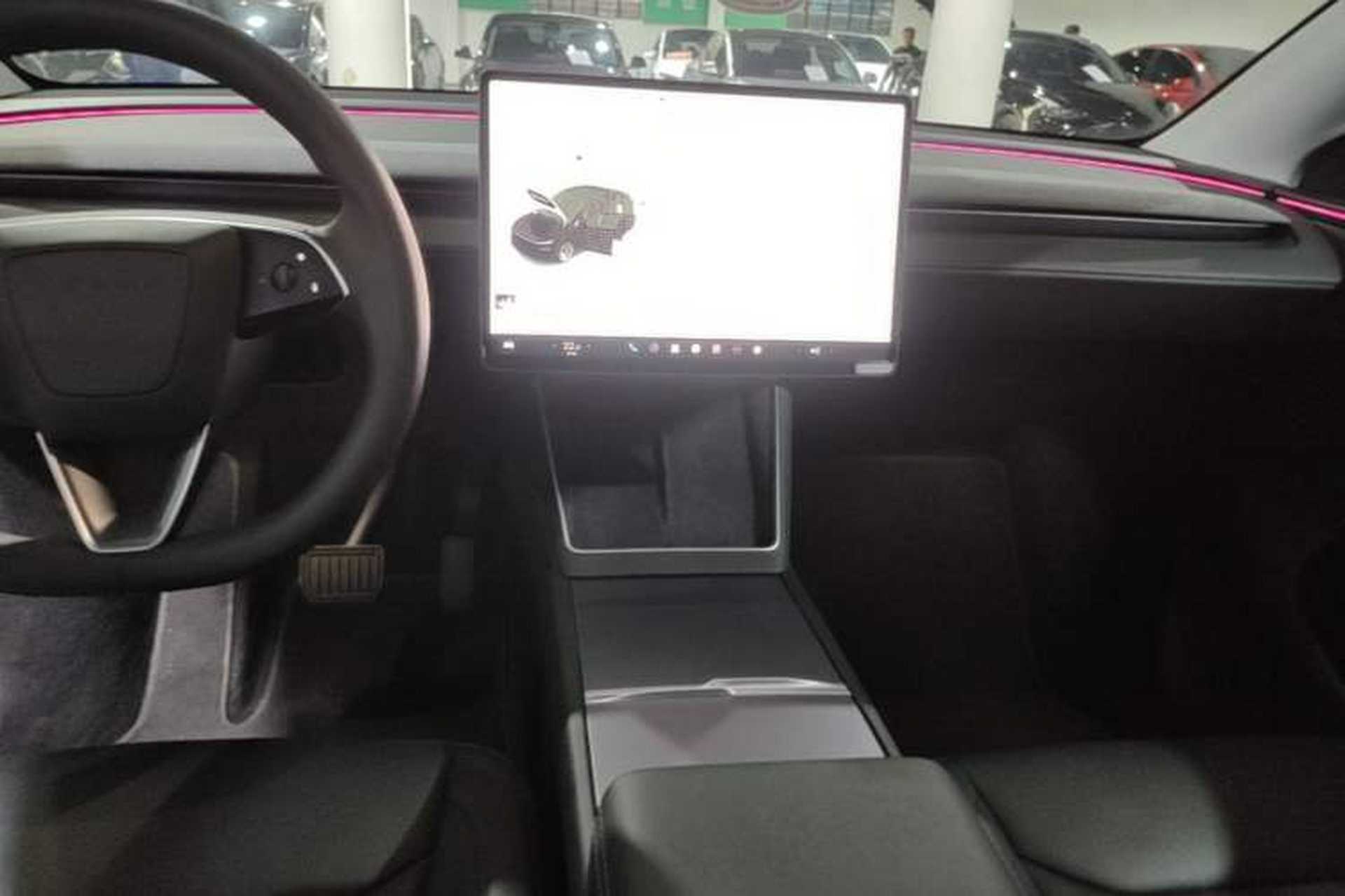 Used Tesla Model Y 2025 Long-Range All-Wheel-Drive Version Audio And AC Panel