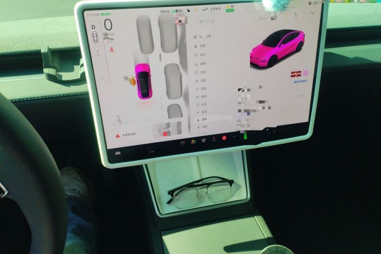 Used Tesla Model Y 2025 Rear-Wheel-Drive Version Audio And AC Panel
