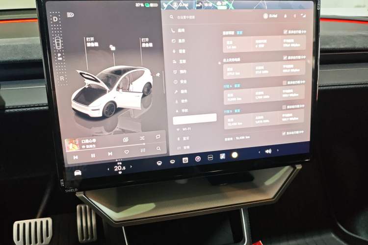 Used Tesla Model Y 2025 Long-Range All-Wheel-Drive Version Audio And AC Panel
