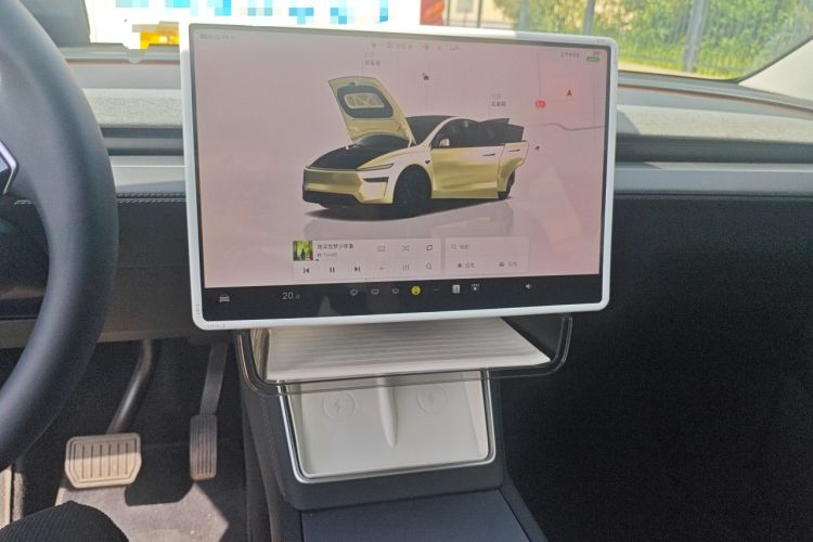 Used Tesla Model Y 2025 Rear-Wheel-Drive Version Audio And AC Panel