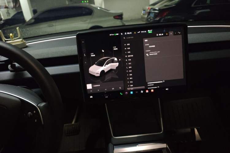 Used Tesla Model Y 2025 Rear-Wheel-Drive Version Audio And AC Panel