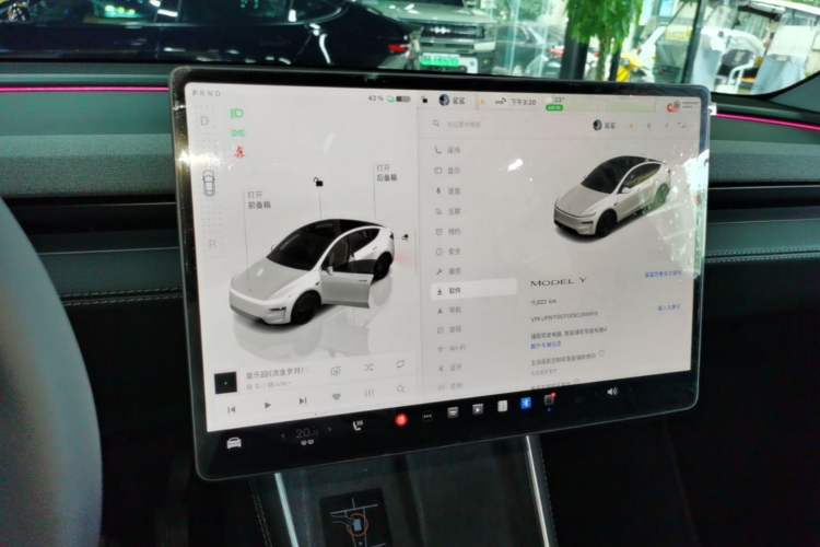 Used Tesla Model Y 2025 Rear-Wheel-Drive Version Audio And AC Panel