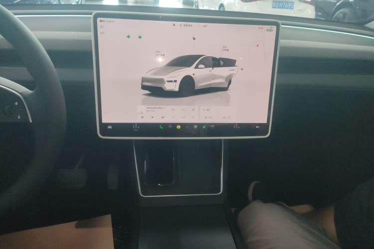 Used Tesla Model Y 2025 Long-Range All-Wheel-Drive Version Audio And AC Panel
