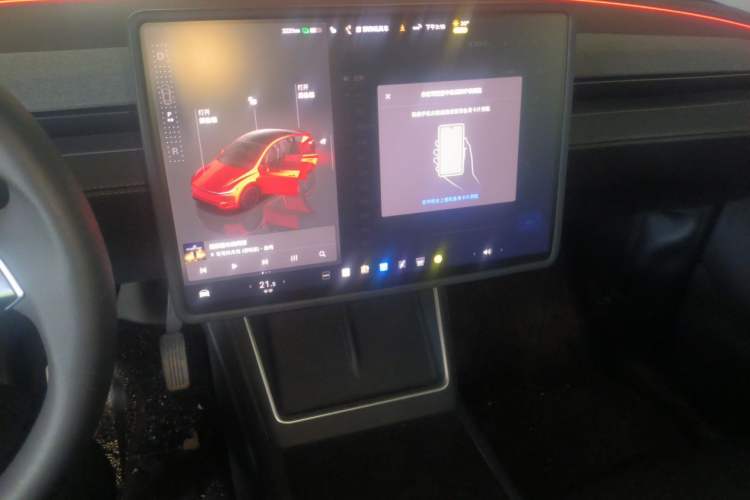 Used Tesla Model Y 2025 Rear-Wheel Drive First Edition Audio And AC Panel