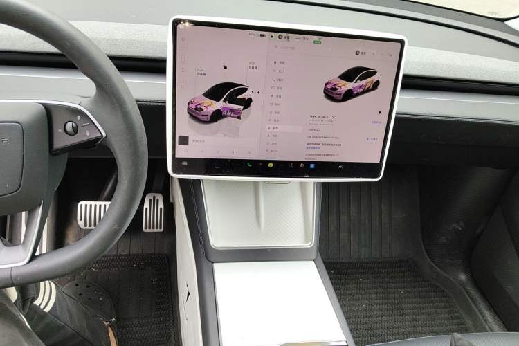 Used Tesla Model Y 2025 Long-Range All-Wheel-Drive Version Audio And AC Panel