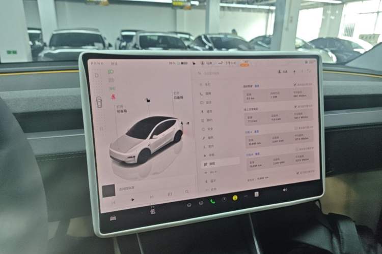 Used Tesla Model Y 2025 Rear-Wheel-Drive Version Audio And AC Panel