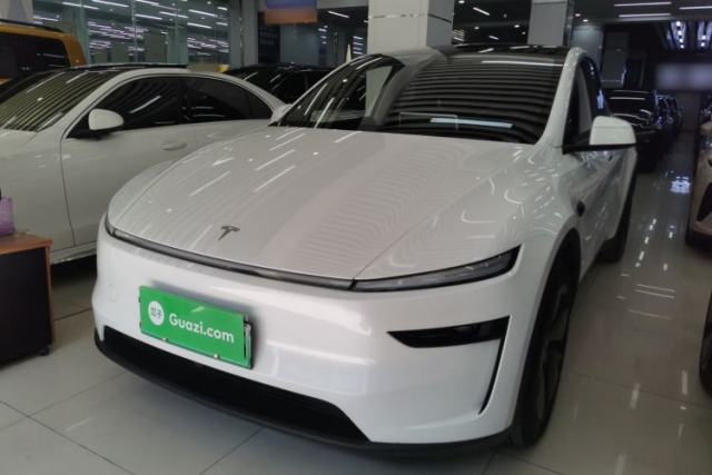Used Tesla Model Y 2025 Rear-Wheel-Drive Version