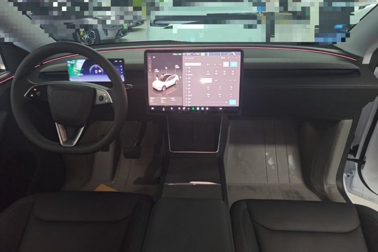 Used Tesla Model Y 2025 Updated Version Long-Range All-Wheel Drive Center Console