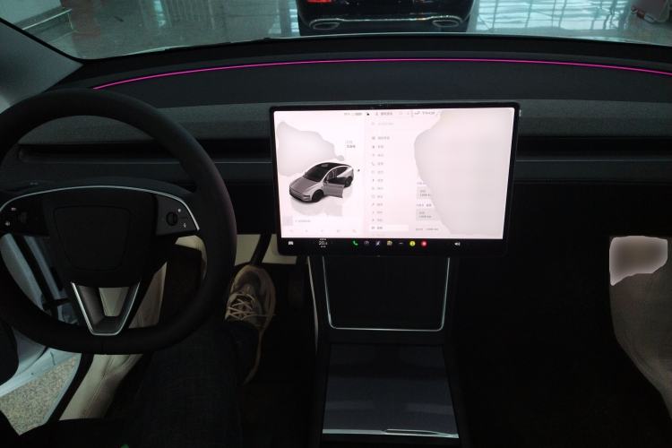Used Tesla Model Y 2025 Rear-Wheel-Drive Version Center Console