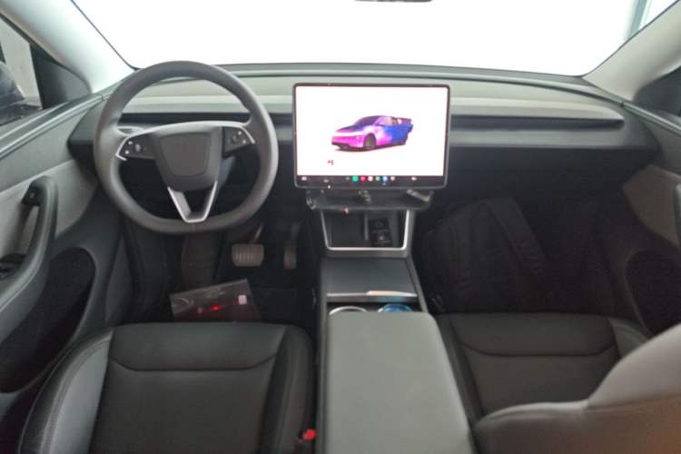 Used Tesla Model Y 2025 Rear-Wheel-Drive Version Center Console