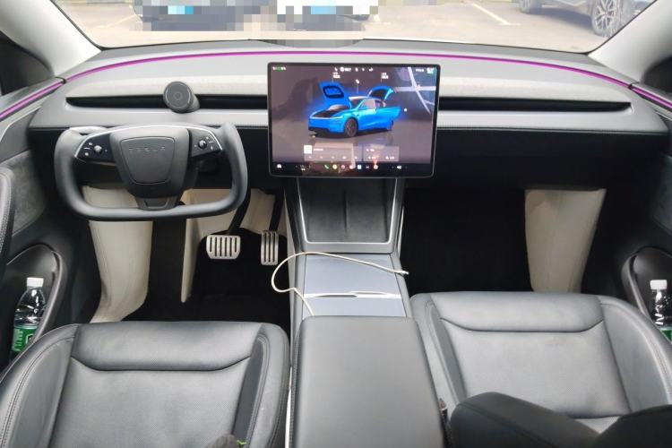 Used Tesla Model Y 2025 Updated Version Long-Range All-Wheel Drive Center Console