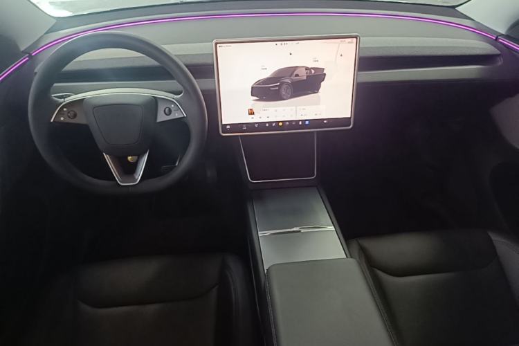 Used Tesla Model Y 2025 Rear-Wheel-Drive Version Center Console