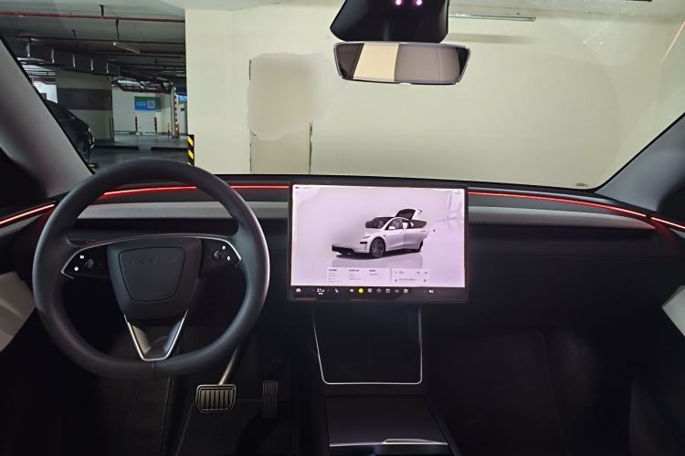 Used Tesla Model Y 2025 Updated Version Long-Range All-Wheel Drive Center Console