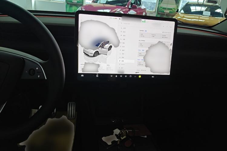 Used Tesla Model Y 2025 Rear-Wheel-Drive Version Center Console
