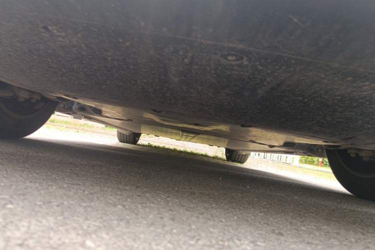 Used Tesla Model Y 2025 Rear-Wheel-Drive Version Chassis Front