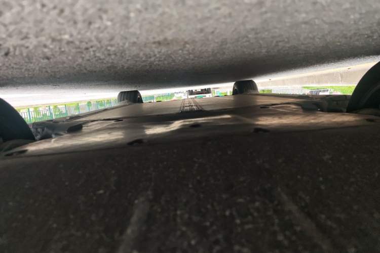 Used Tesla Model Y 2025 Rear-Wheel-Drive Version Chassis Front