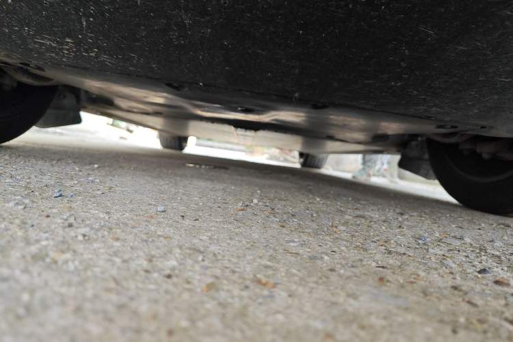 Used Tesla Model Y 2025 Rear-Wheel Drive First Edition Chassis Front
