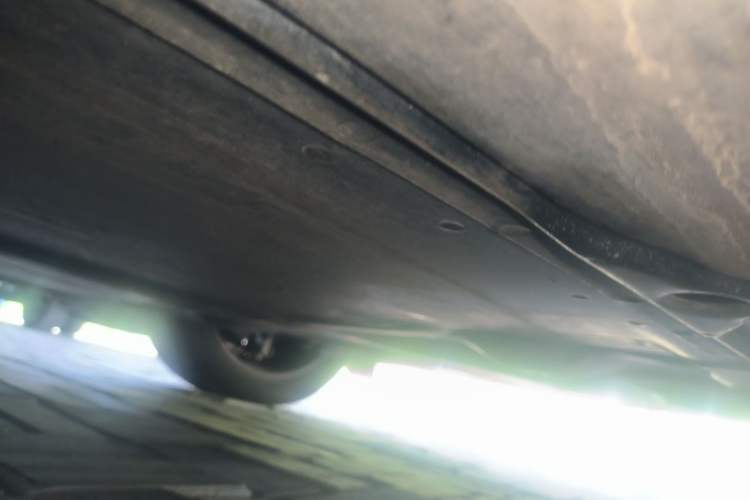 Used Tesla Model Y 2025 Rear-Wheel Drive First Edition Chassis Front Left