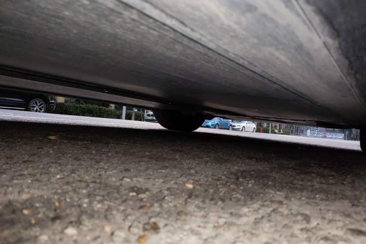 Used Tesla Model Y 2025 Rear-Wheel-Drive Version Chassis Front Right