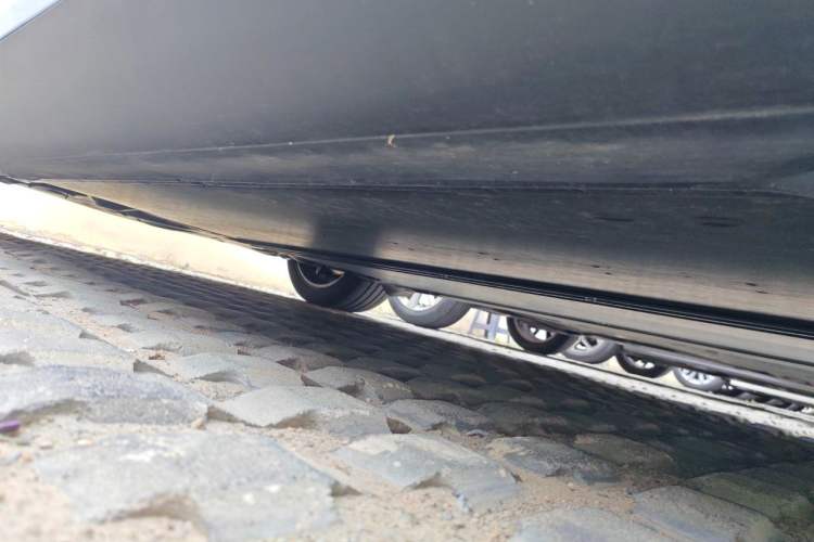 Used Tesla Model Y 2025 Rear-Wheel-Drive Version Chassis Front Right
