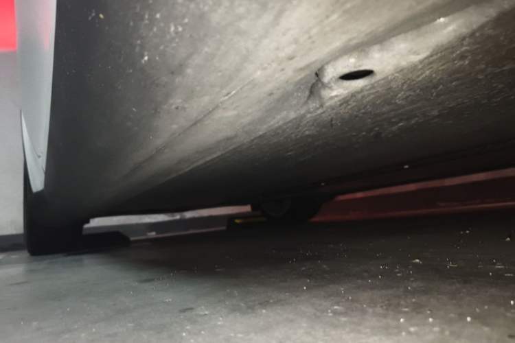 Used Tesla Model Y 2025 Rear-Wheel-Drive Version Chassis Front Right