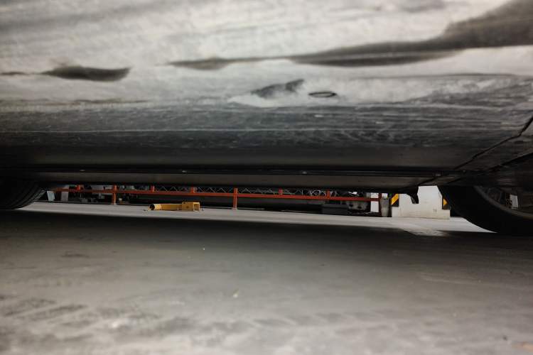 Used Tesla Model Y 2025 Updated Version Long-Range All-Wheel Drive Chassis Front Right