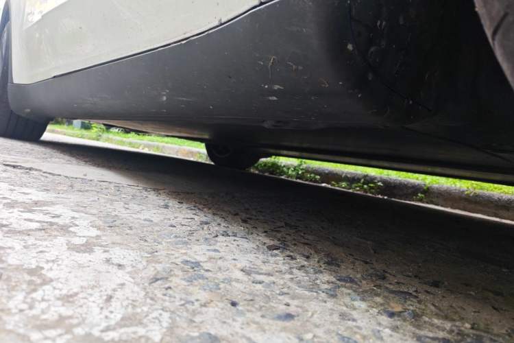 Used Tesla Model Y 2025 Rear-Wheel-Drive Version Chassis Front Right