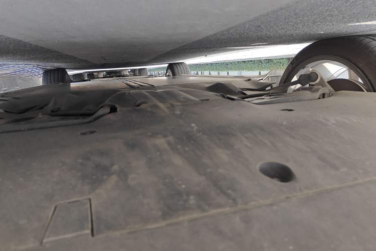 Used Tesla Model Y 2025 Long-Range All-Wheel Drive First Edition Chassis Rear