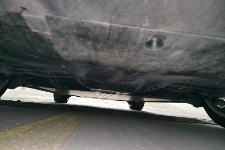 Used Tesla Model Y 2025 Long-Range All-Wheel Drive First Edition Chassis Rear