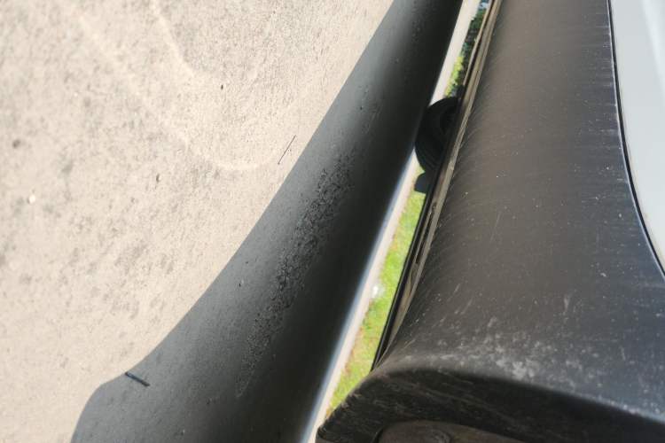 Used Tesla Model Y 2025 Long-Range All-Wheel-Drive Version Chassis Rear Left